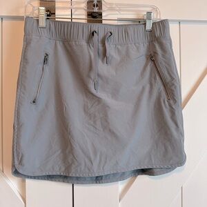 Athleta skort. Size small. Light gray